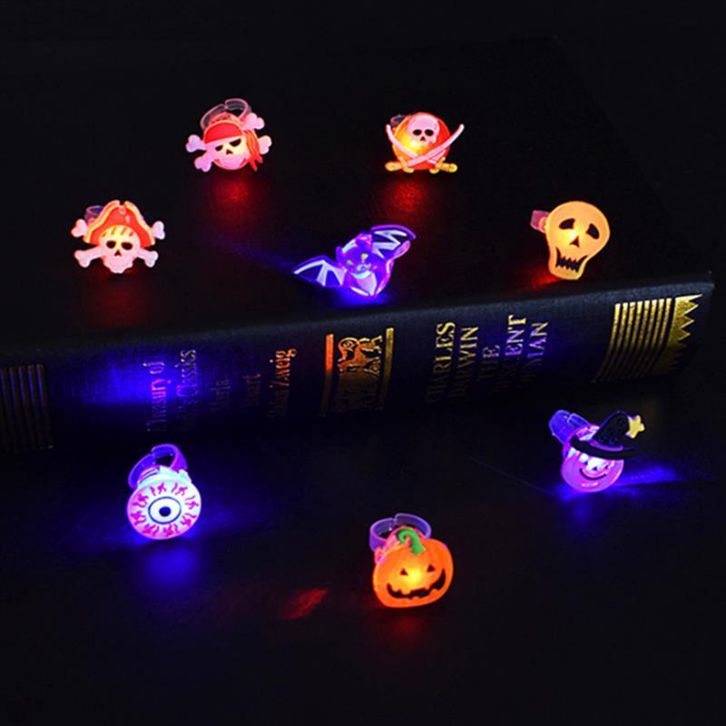 Halloween Dekorationen Halloween Glowing Brosche Ring